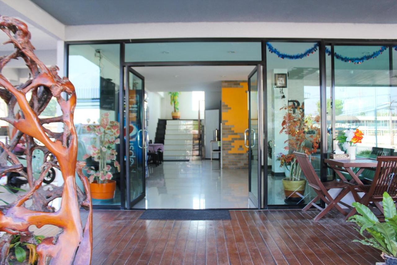 Plus Hotel Loei Eksteriør billede