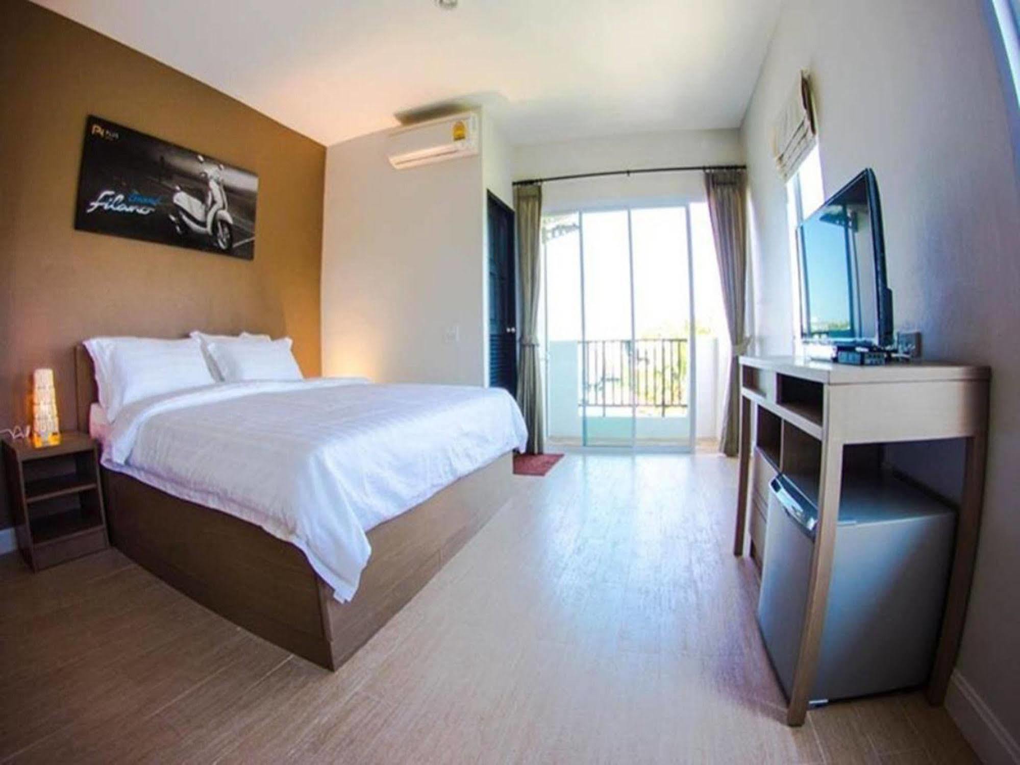 Plus Hotel Loei Eksteriør billede